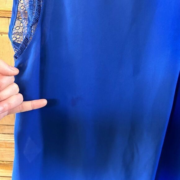 Heartloom Small Royal Blue Drape Neck Blouse Sleeveless Lace Slight Flaws - Picture 9 of 9
